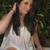 Isabella Lázaro 