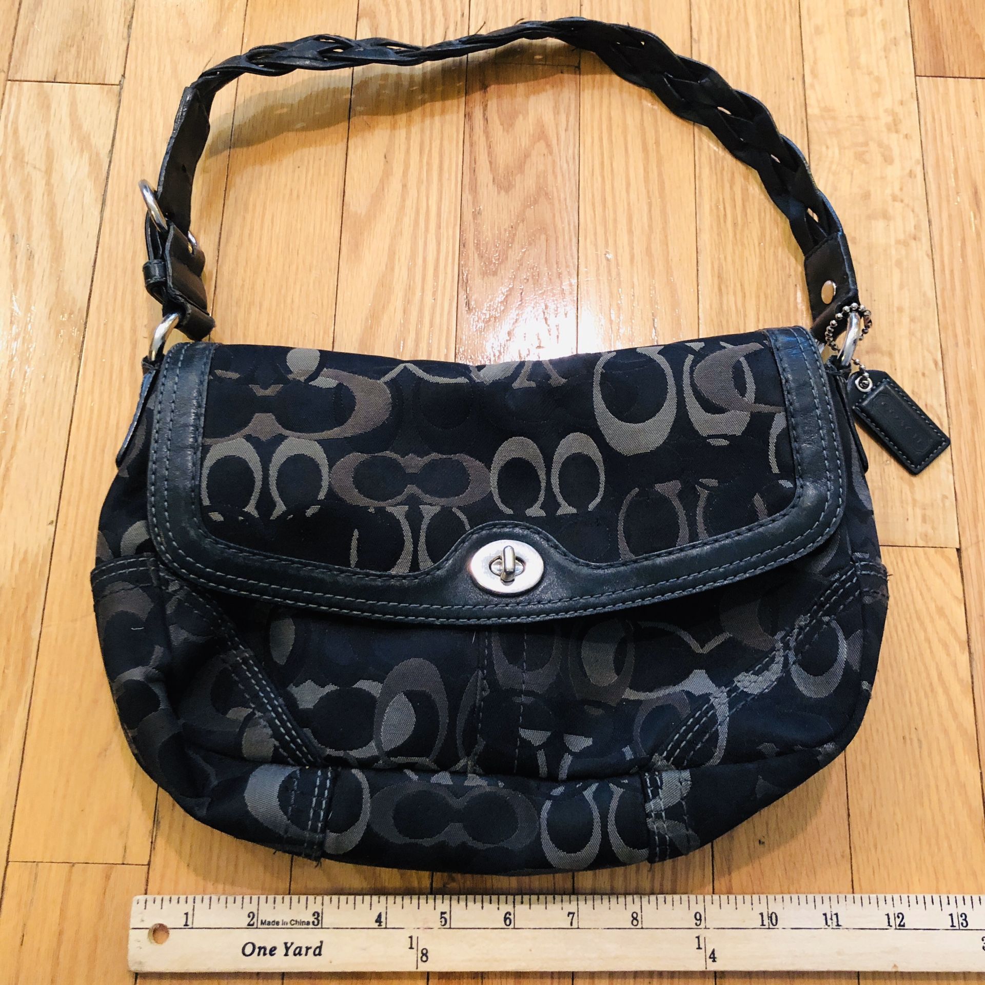 Coach shoulder bag