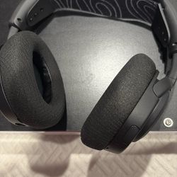 Steel Series Nova 5 headset