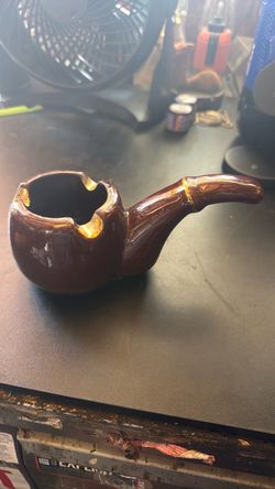 Vintage pipe ashtray