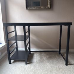 Black Desk 