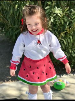 🍉Beautiful & Trendy 🍉 HIGH QUALITY Little Girls’ Fashion Ensemble!