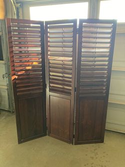 Room divider