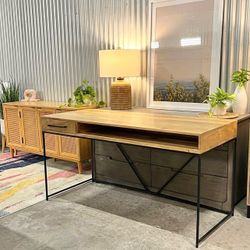 NEW IN-BOX—(Retail$1,199)—Office Desk 100% Solid Mango Wood—FREE DELIVERY