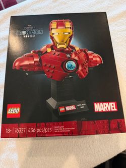 Legos Iron Man bust