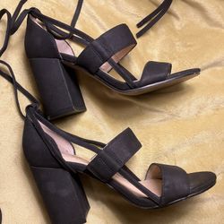 Jessica Simpson Black Ankle Tie Heels - Size 7M