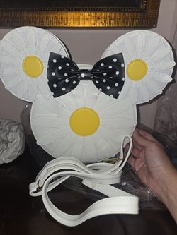 Disney Daisy Loungefly Crossbody