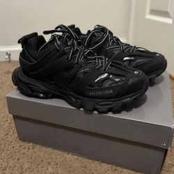Balenciaga Size 42 8.5