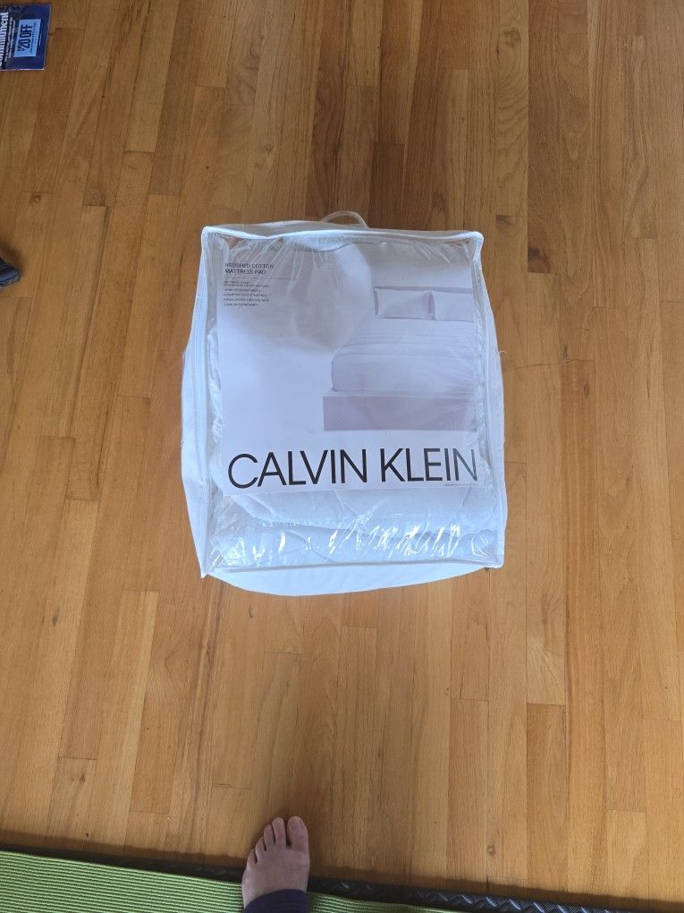 Calvin Klein Mattress Pad King Size