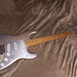Fender Stratocaster (H.E.R. Signature)