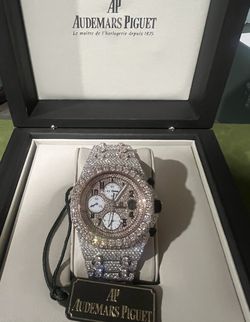 Authentic Audemars Piguet Royal Oak authOffshore Chronograph 42MM – Diamond Custom Set