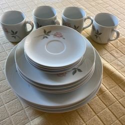 Noritake Dishes Set of 4 
