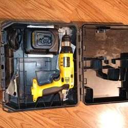  DeWalt ⅜ Drill