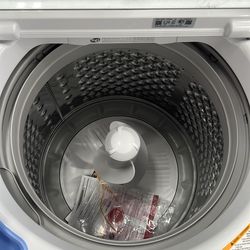 lG washer and dryer new