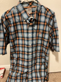Men’s Cinch Shirts Size Large 