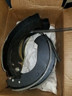 Break shoes Sierra/Silverado truck