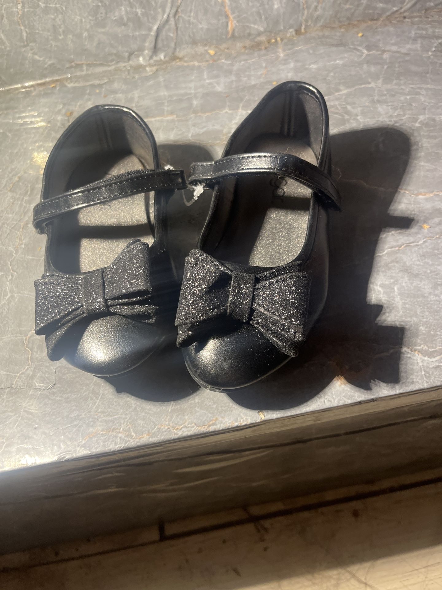 Girls Black Dress Shoes.