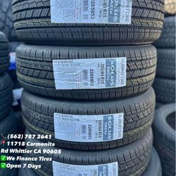 205/65R15 Kumho Solus New Set of Tires Installed and Balanced Set de Llantas Nuevas Instaladas y Balanceadas