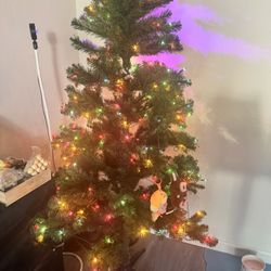 Like New  Christmas Tree With Lights 