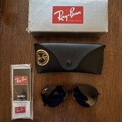 Ray-Ban Black Aviator Sunglasses Classic