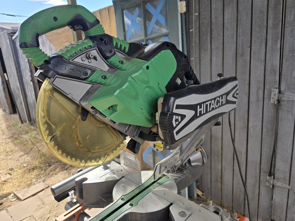 Hitachi 12" Miter Saw