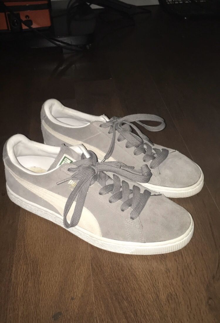 Size 10.5 puma sneakers