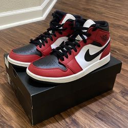 Jordan 1 Chicago Toe
