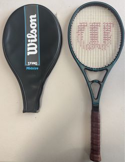 Vintage Wilson Sting Midsize Graphite Tennis Racquet 4 3/8 w/ Cover