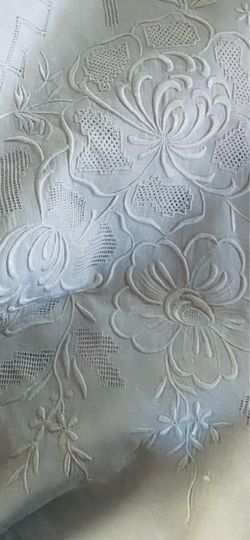 Edwardian Banquet Tablecloth with Napkins - lovely for a dinner or anniversary or wedding party