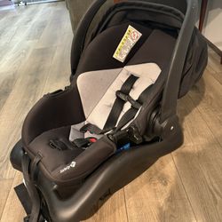 Newborn Car Seat/Changing Table