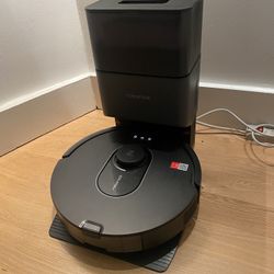 Roborock Q5 Max+ Robot Vacuum Cleaner 