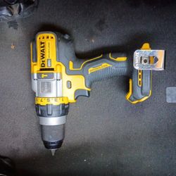 DeWalt Hammer Drill Driver Like New