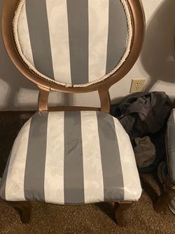 Chairs 20 big ones 5 small ones