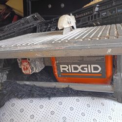 Ridgid 7 in. Table Top Wet Table Saw