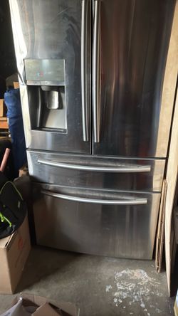 Full size refrigerator