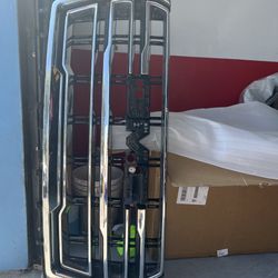 2021 GMC Yukon Front Grill 