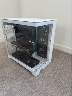 RTX 5070| 7800x3D| 32gb ddr5|2tb Nvme ssd