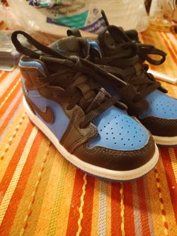 Baby shoes