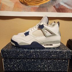 Jordan 4 Midnight Navy 