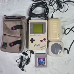 Nintendo Game Boy Original Handheld Console With Charger Tetris & 4 Player Adapt