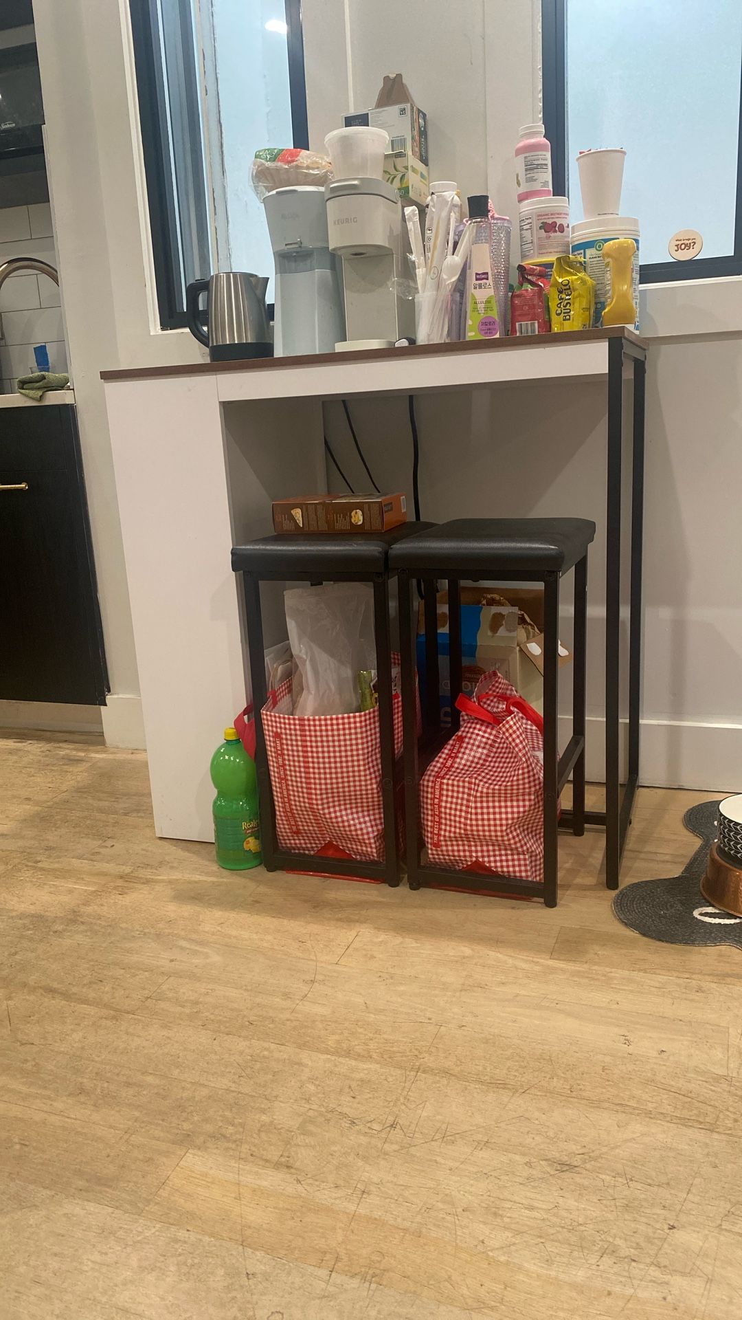 Small Kitchen Island With Stools