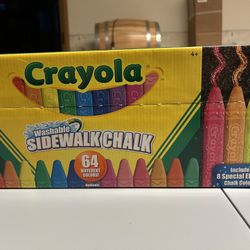 Brand New Crayola Sidewalk Chalk 64ct