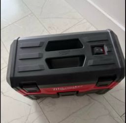Milwaukee 0880-20 Wet/Dry Vacuum Cleaner