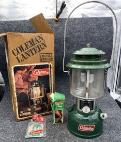 1979 Vintage Coleman 220K Lantern Boxed Set