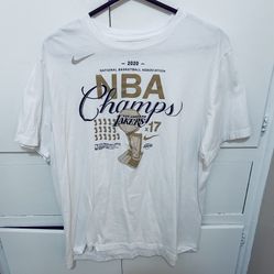 Los Angeles Lakers champs Shirt Size Men’s XL