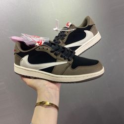 Jordan 1 Low Travis Scott Mocha 73