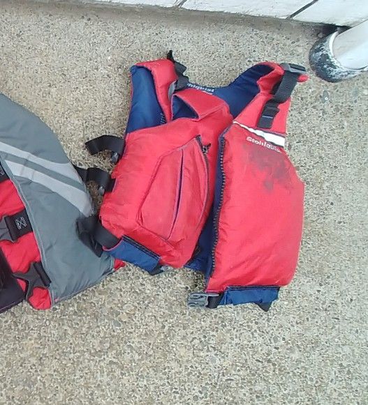 One Youth Lifejacket. Near Perfect Shape