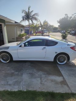 2012 Hyundai Genesis Coupe
