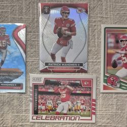 Lot Of 4 PATRICK MAHOMES II Football Cards
