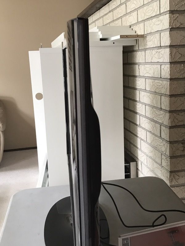 VIZIO M420NV 42inch Class Edge Lit Razor LED LCD HDTV (1080p) for Sale